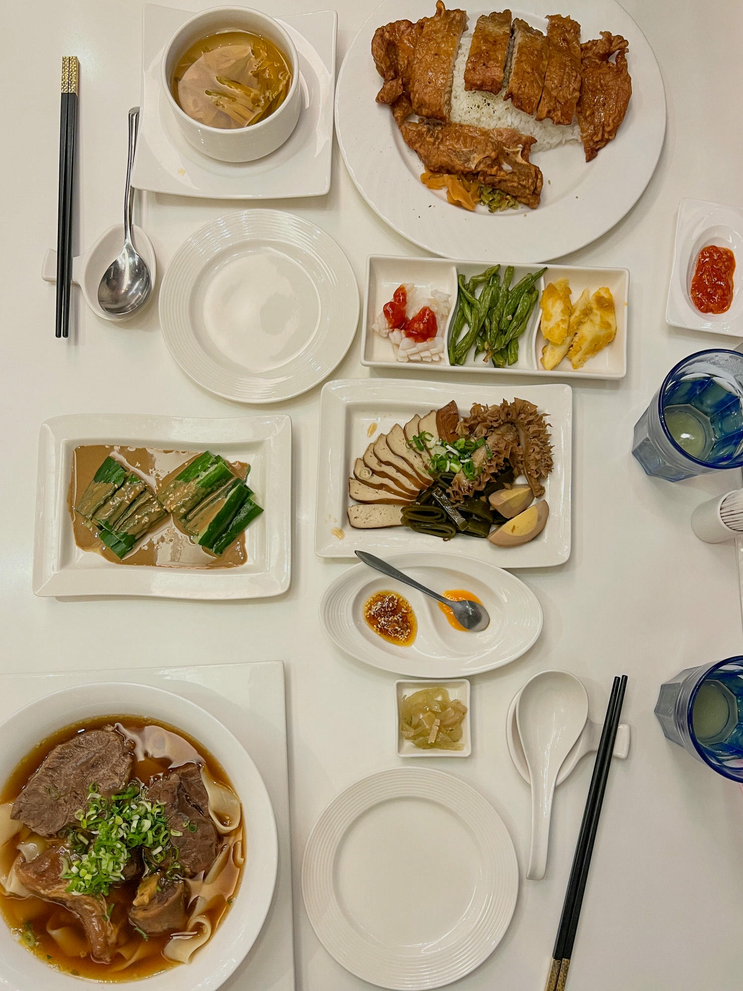 天下三絕|東區必比登推薦牛肉麵,平民美食的五星饗宴 - 第15張圖 天下三絕